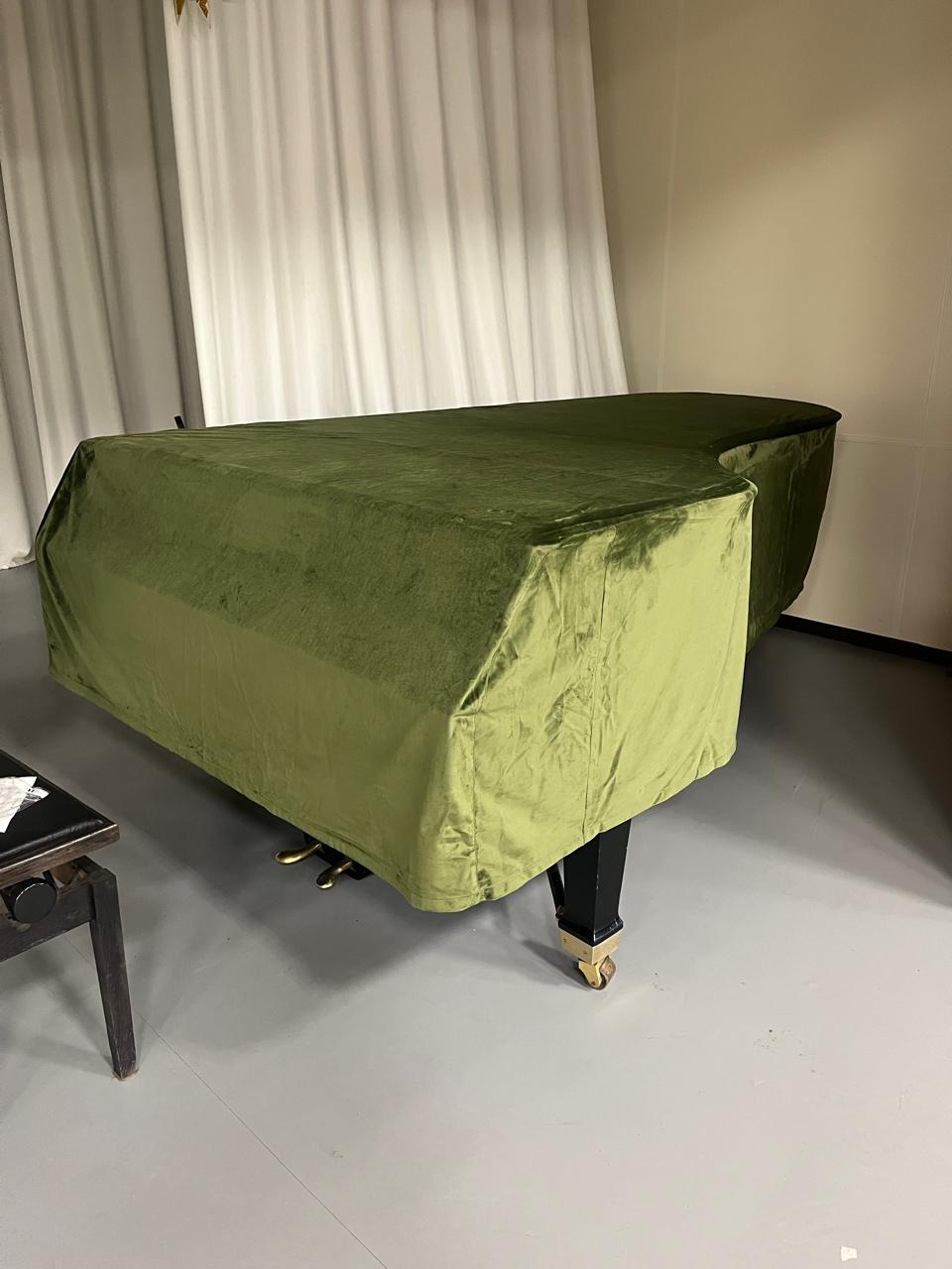 Чехол для рояля