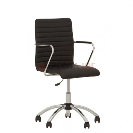 Офисное кресло Таск